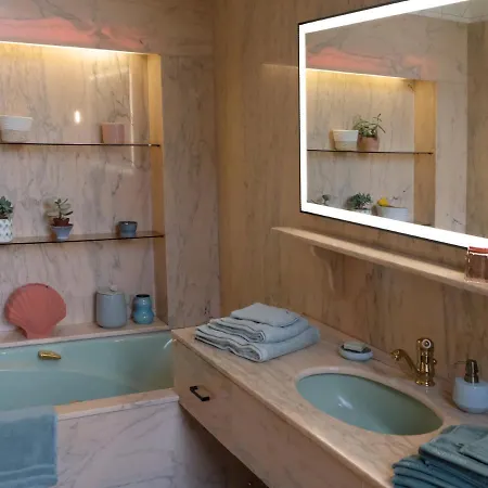 Mille Et Feuilles Bed & Breakfast *