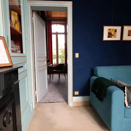 Mille Et Feuilles Bed & Breakfast