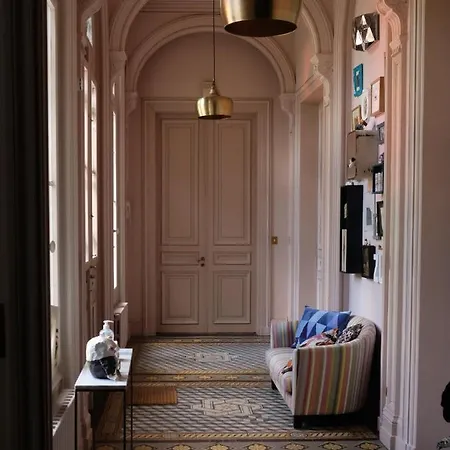 Mille Et Feuilles Bed & Breakfast