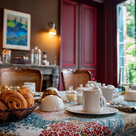 Mille Et Feuilles Bed & Breakfast *